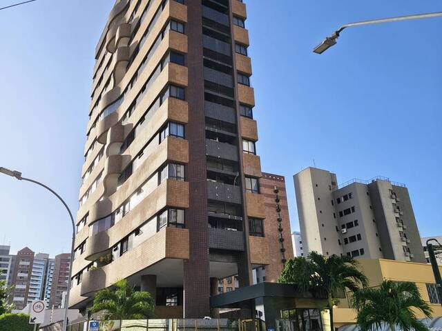 #88 - Apartamento para Venda em Fortaleza - CE