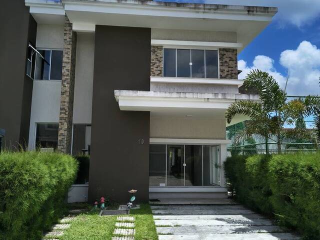 #93 - Casa em condomínio para Locação em Fortaleza - CE